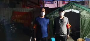 市文旅集團一線戰(zhàn)“疫”之：黨旗飄揚在門外，黨旗扎根在心里，53歲和35歲黨員成絕佳搭檔